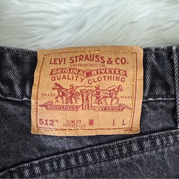 Levi’s Black 512 Slim Fit Taper Leg Vintage Jeans 1990’s Size 9
Junior - Picture 5 of 10